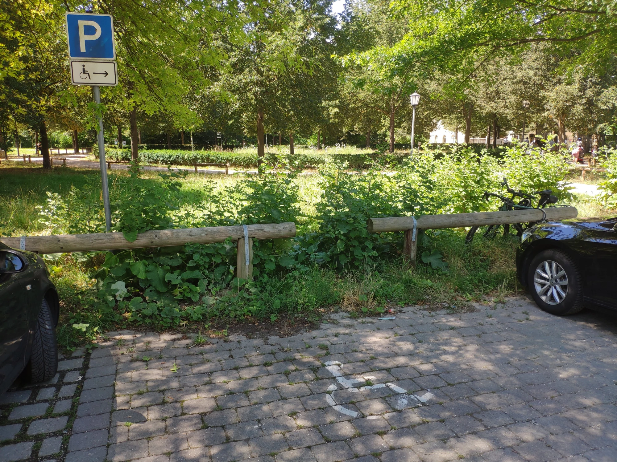 Behindertenparkplätze