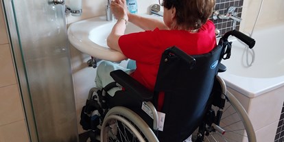 Rollstuhlgerechte Unterkunft - Barrierefreiheit-Merkmale: Für Gäste mit Gehbehinderung oder Rollstuhlfahrer - Esens - Rollstuhlgerechte FeWo in Ostfriesland für max. 3 Personen