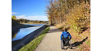 Rollstuhlgerechte Unterkunft - Barrierefreiheit-Merkmale: Für Gäste mit Gehbehinderung oder Rollstuhlfahrer - Stützengrün - Bio-Seehotel Zeulenroda