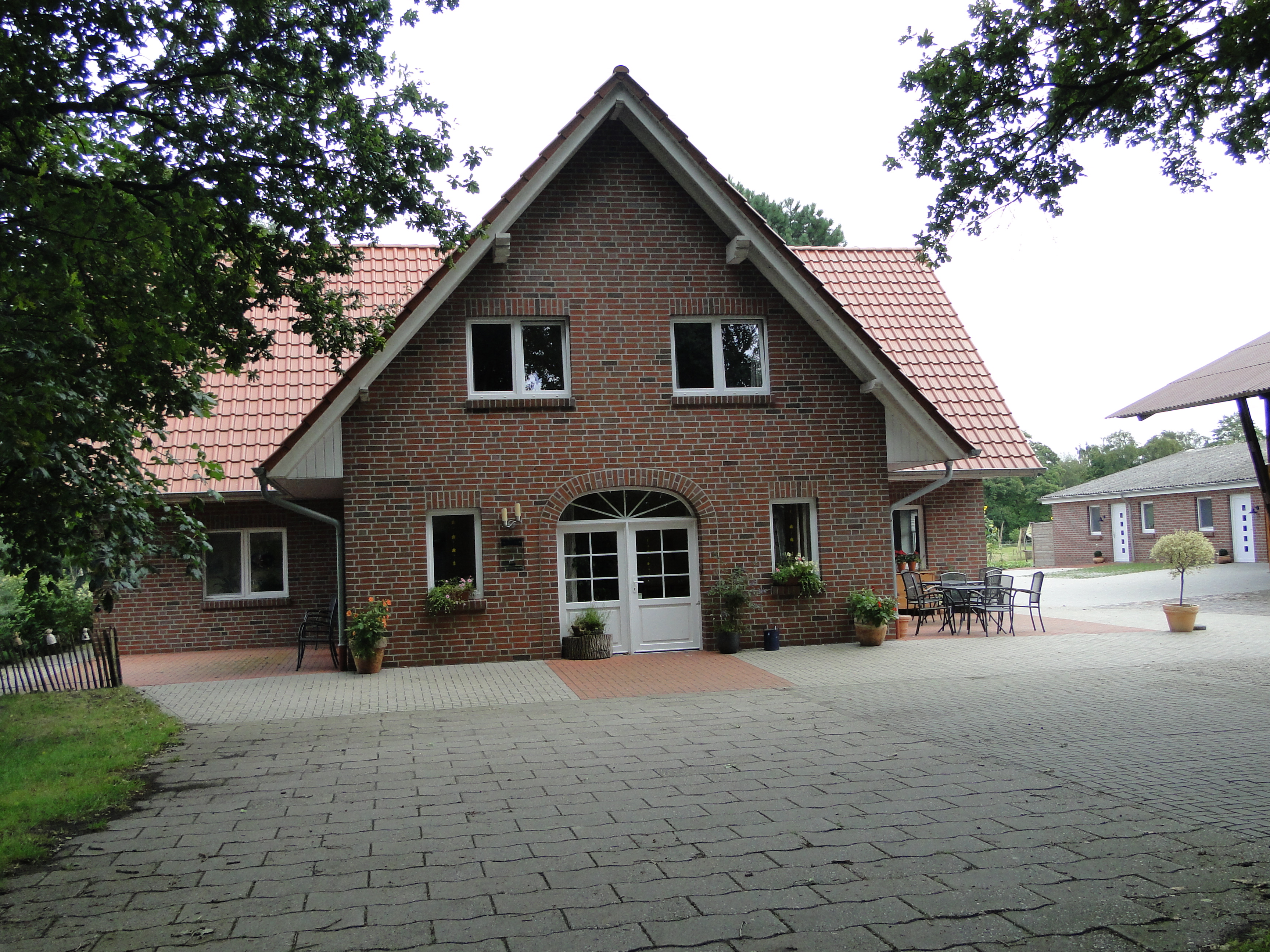 Rollstuhlgerechte Unterkunft: Unser Ferienhaus für 12 Personen - Hof Heinemann