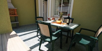 Rollstuhlgerechte Unterkunft - Unterkunftsart: Gästehaus - Benissa - Gemütliche Terrasse  - Residencial Thomas A1-A4