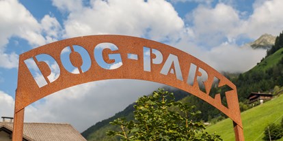 Rollstuhlgerechte Unterkunft - DOG PARK - Hotel Sonja in Südtirol