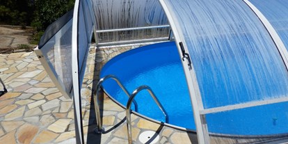 Rollstuhlgerechte Unterkunft - Einstiegsmöglichkeit bei geschlossener Bedachung  - Villa Finca Tijarafe mit beheiztem Pool - barrierefreier Eingang