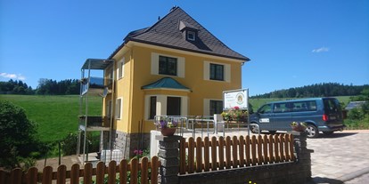 Rollstuhlgerechte Unterkunft - Zertifizierung "Reisen für alle" - Rollstuhlferienhaus Erzgebirge - Rollstuhlferienhaus Erzgebirge
