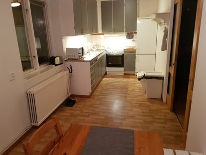 Rollstuhlgerechte Unterkunft - Unterkunftsart: Ferienwohnung - Süd-Lappland - Both apartments have fully-equipped kitchens and dining areas. - The Friendly Moose Lapland