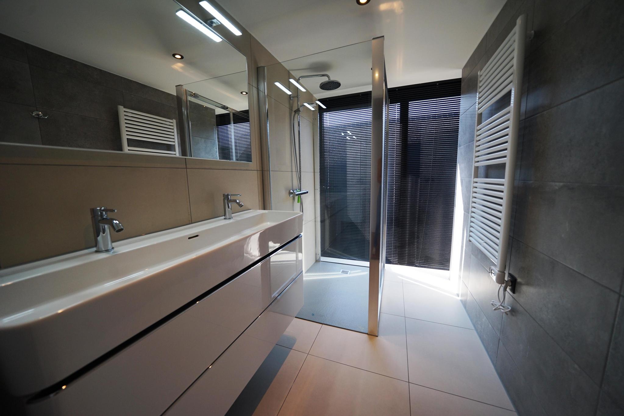 Rollstuhl-Urlaub - Meervilla MIVA 10 — Barrierefreie Villa direkt am Wasser (Kampen, Niederlande)