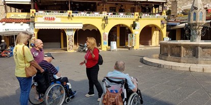 Rollstuhlgerechte Unterkunft - Reiseangebote für Menschen mit: Pflegebedarf - Pflegeurlaub - Urlaub mit Rollstuhl in Griechenland - CareunderSun - Reisespezialist für Griechenland