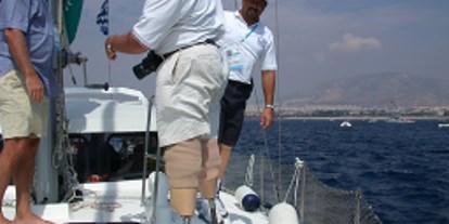Rollstuhlgerechte Unterkunft - Mögliche Hilfsmittel: Rollator - Attica - CareunderSun - Reisespezialist für Griechenland