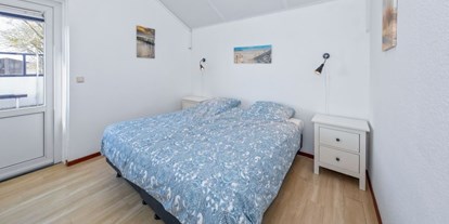 Rollstuhlgerechte Unterkunft - Barrierefreiheit-Merkmale: Für Gäste mit kognitiven Beeinträchtigungen - Nordholland - Doppelzimmer mit Doppelbett - Modestia Groepsverblijf Texel