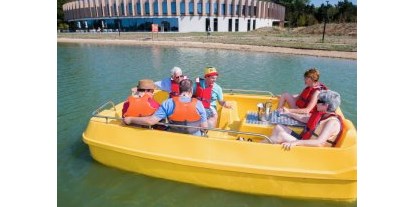 Rollstuhlgerechte Unterkunft - Tretboot fahren für alle - HOTEL DOMEIN POLDERWIND - Urlaub ohne Einschränkungen