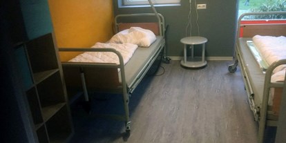 Rollstuhlgerechte Unterkunft - Pflegebett - Lütjenholm - Pflegebetten - Behindertenferien Nordsee - Ferienhof für Menschen mit & ohne Handicap an der Nordsee