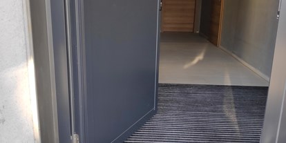 Rollstuhlgerechte Unterkunft - Ökologisches barrierefreies Zimmer in RT-Gönningen
