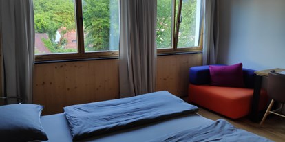 Rollstuhlgerechte Unterkunft - Barrierefreiheit-Merkmale: Für Gäste mit Gehbehinderung oder Rollstuhlfahrer - Schwäbische Alb - Ökologisches barrierefreies Zimmer in RT-Gönningen