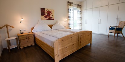 Rollstuhlgerechte Unterkunft - Unterkunftsart: Ferienhaus - Schlafzimmer - Ferienhaus in Trittenheim