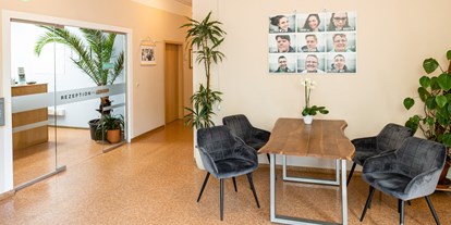 Rollstuhlgerechte Unterkunft - Lobbybereich - IDA Integrationsdorf Arendsee