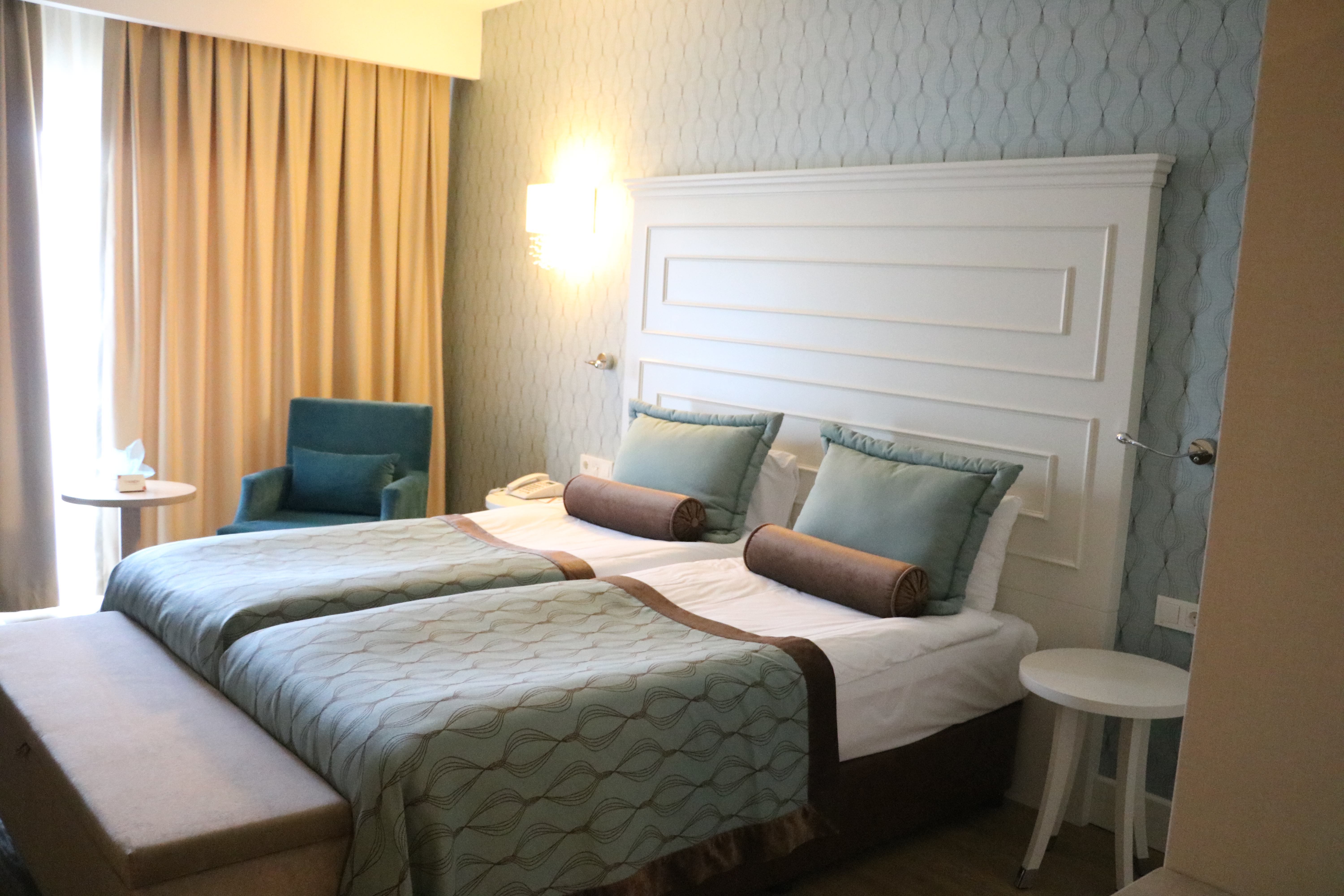 Rollstuhl-Urlaub - Handicapzimmer - Trendy Hotel Verbena Beach