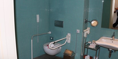 Rollstuhlgerechte Unterkunft - Barrierefreiheit-Merkmale: Für Gäste mit Gehbehinderung oder Rollstuhlfahrer - Aksu/Antalya - Badezimmer - Barut Lara