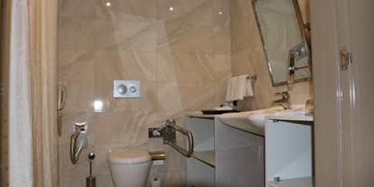 Rollstuhlgerechte Unterkunft - Türkei - Badezimmer - Paloma Foresta Resort & Spa