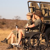 Rollstuhlgerechte Unterkunft: Geniessen - Ximuwu Safari Lodge Sud Afrika