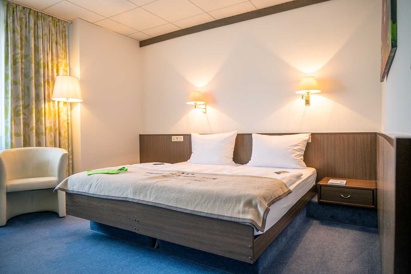 Rollstuhl-Urlaub: Doppelzimmerbeispiel - Waldhotel Schäferberg