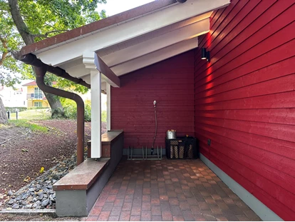 Rollstuhlgerechte Unterkunft - Unterkunftsart: Ferienhaus - Lade- und Unterstellmöglichkeit für (E-)Fahrräder bzw. (E-)Rollstuhl - Landhaus Wilkens - Bungalow Nordlicht
