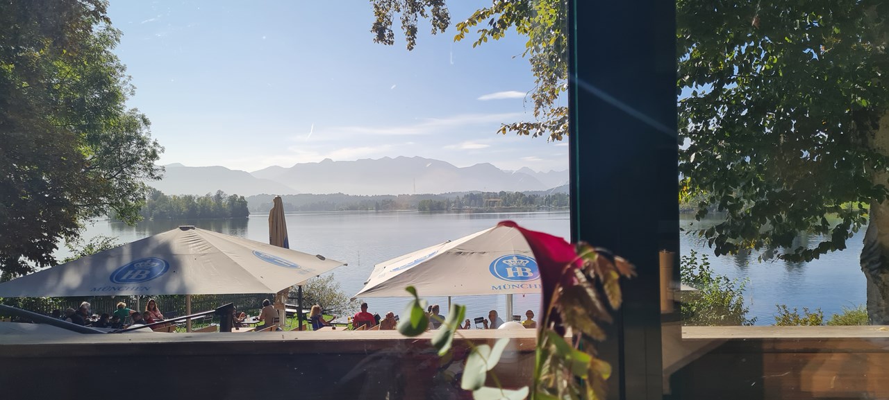 Barrierefreie Ferienwohnung im 115 Jahre altem Jugendstilhaus  Ausflugsziele speziell für Rollstuhlfahrer Hersching am Ammersee 