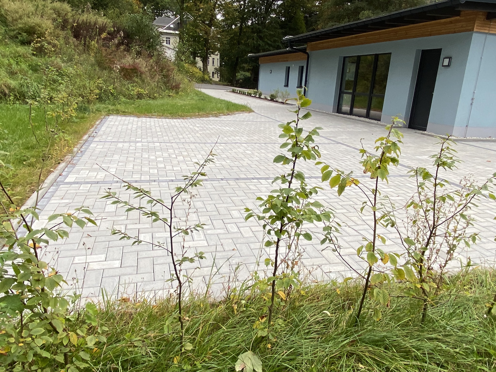 Rollstuhl-Urlaub: Parkplätze am Haus - Ferienapartment A1 Villa Wilisch