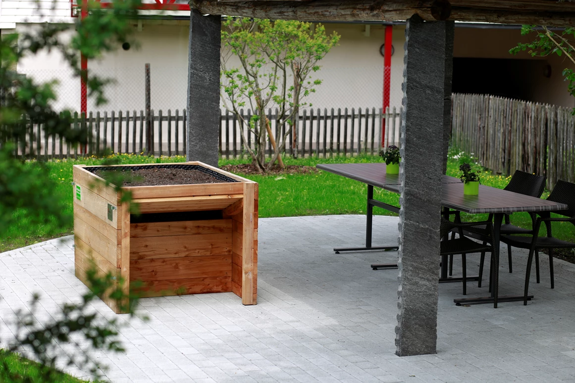 Rollstuhl-Urlaub: Hotelgarten - Ferienhotel Bodensee, Stiftung Pro Handicap