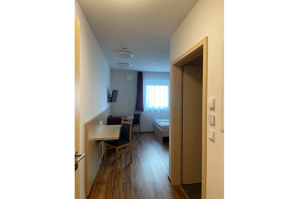 Rollstuhl-Urlaub: 2-Bettzimmer rollstuhlgercht - Pension RoBi