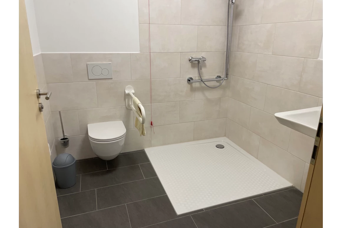 Rollstuhl-Urlaub: Badezimmer  - Pension RoBi