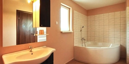 Rollstuhlgerechte Unterkunft - Unterkunftsart: Ferienhaus - ⭐ Gruppenferienhaus Villa in Zentralistrien ⭐