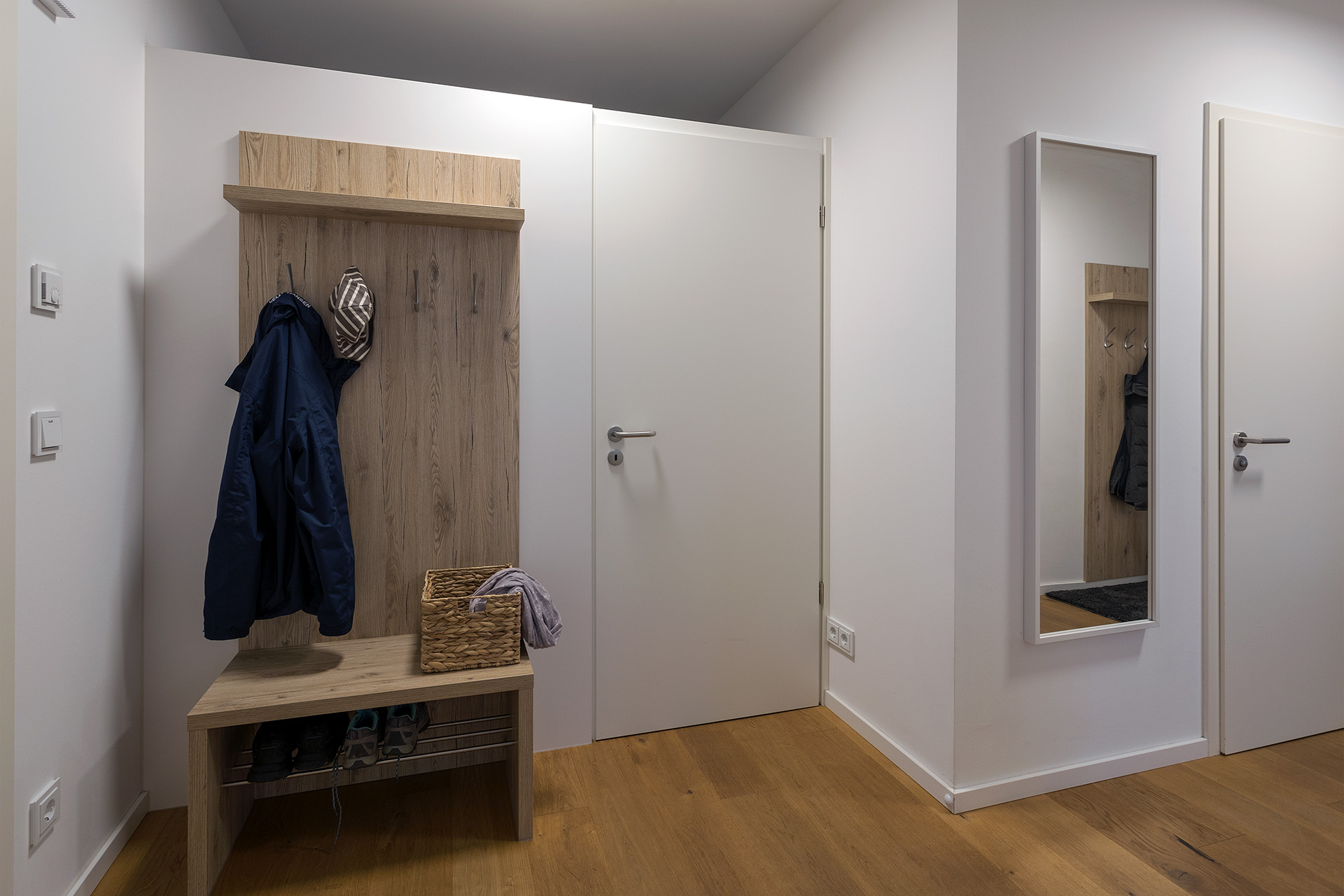 Rollstuhl-Urlaub: Flur - SP 3 FW Eastside App. 3 Olpenitz