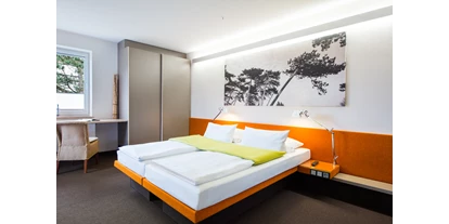 Rollstuhlgerechte Unterkunft - Pflegebett - Wohnbeispiel - Hotel Windschur