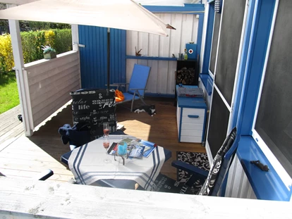 Rollstuhlgerechte Unterkunft - Unterkunftsart: Ferienhaus - Geräumige Terrasse FeWo2 - Ferienwohnungen "Käpt´n Udo"