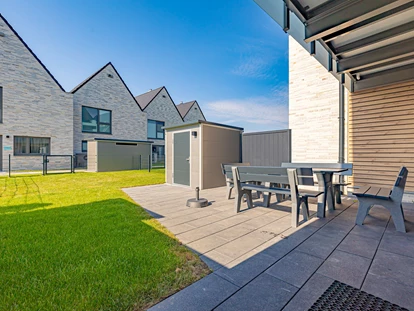 Rollstuhlgerechte Unterkunft - Unterkunftsart: Ferienhaus - möblierte Terrasse und Gartenbereich (eingezäunt) - Korn-Koje