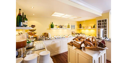 Rollstuhlgerechte Unterkunft - Barrierefreiheit-Merkmale: Für Gäste mit Hörbehinderung oder gehörlose Menschen - Kiel (Kreisfreie Stadt Kiel, Kreis Rendsburg-Eckernförde) - Frühstücksbuffet - Hotel Birke