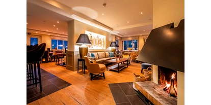 Rollstuhlgerechte Unterkunft - Barrierefreiheit-Merkmale: Für Gäste mit Hörbehinderung oder gehörlose Menschen - Kiel (Kreisfreie Stadt Kiel, Kreis Rendsburg-Eckernförde) - Kaminbar - Hotel Birke