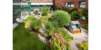 Rollstuhlgerechte Unterkunft - Barrierefreiheit-Merkmale: Für Gäste mit Hörbehinderung oder gehörlose Menschen - Kiel (Kreisfreie Stadt Kiel, Kreis Rendsburg-Eckernförde) - Wellnessgarten - Hotel Birke