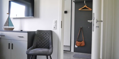 Rollstuhlgerechte Unterkunft - Unterkunftsart: Ferienhaus - Schalfzimmer 1 (EG) - Ferienbude an den Wehlen