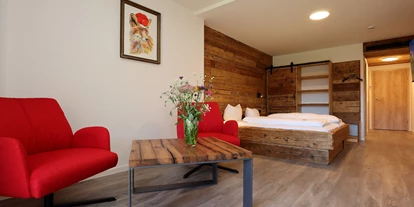 Rollstuhlgerechte Unterkunft - Pflegebett - Barrierefreie Schlafzimmer mit 38 qm bis 48 qm - Landgasthof Adler-Pelzmühle *** S bei Freiburg