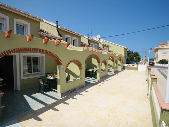 Rollstuhl-Urlaub: Ferienanlage mit 4 gleichen Apartments, auch schön für Gruppenreisen  - Residencial Thomas A1-A4