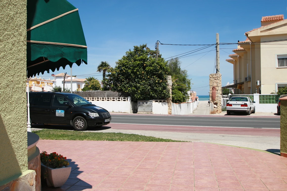 Rollstuhl-Urlaub: Direkt am Meer - Residencial Thomas A1-A4