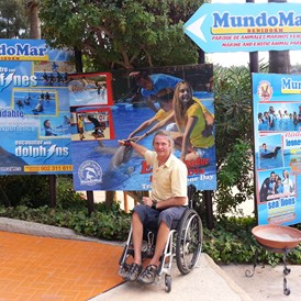 Rollstuhl-Urlaub: Diverse Erlebnisparks und Delphintherapie an der Costa Blanca - Residencial Thomas A1-A4