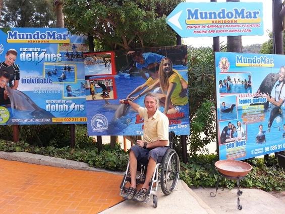 Rollstuhl-Urlaub: Diverse Erlebnisparks und Delphintherapie an der Costa Blanca - Residencial Thomas A1-A4