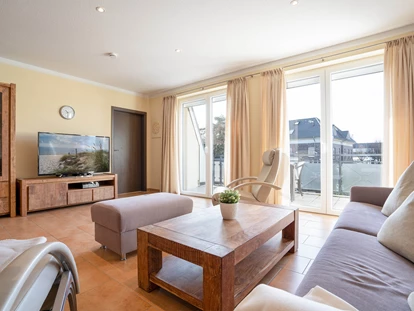 Rollstuhlgerechte Unterkunft - Wohnzimmer - Appartement Sorgenlos in Grömitz