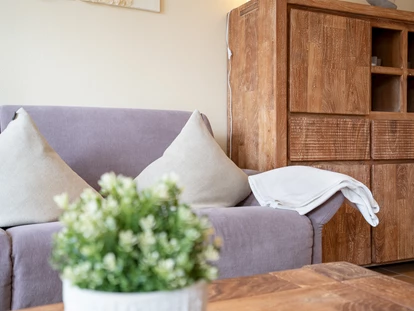 Rollstuhlgerechte Unterkunft - Wohnzimmer - Appartement Sorgenlos in Grömitz