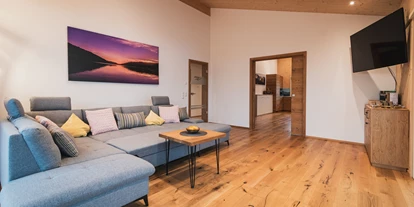 Rollstuhlgerechte Unterkunft - Region Schwaben - ausziehbare Schlafcouch für 2 Personen - Panorama Penthouse
