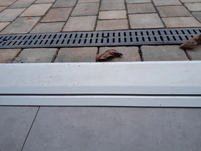 Rollstuhlgerechte Unterkunft - Pflegebett - Nullbarriere Schwelle zur Terrasse - Unser Schwalbennest