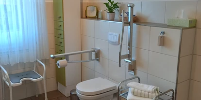 Rollstuhlgerechte Unterkunft - Unterkunftsart: Ferienhaus - Badezimmer EG - Ferienhaus "Am Dombogen" Xanten