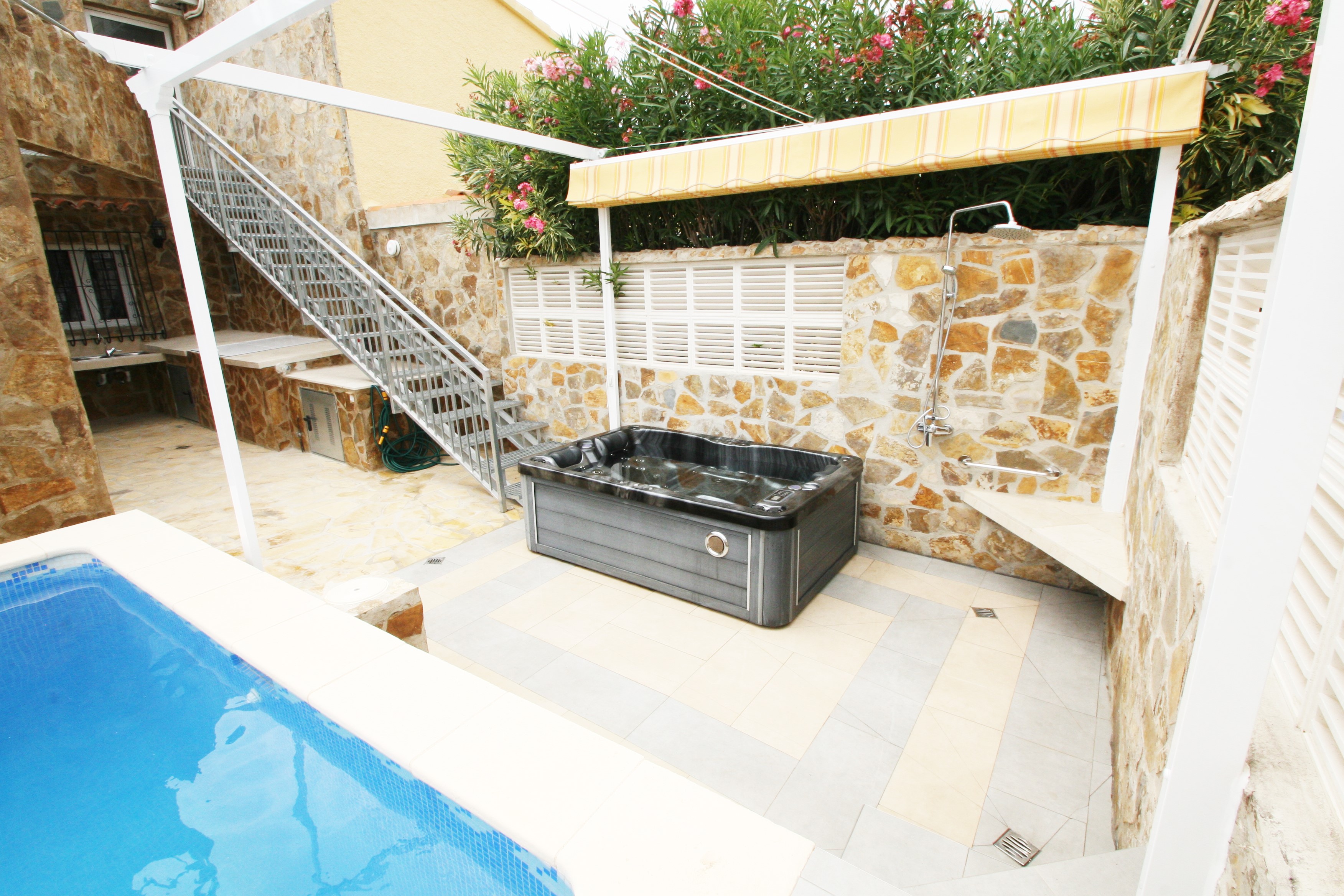 Rollstuhl-Urlaub: Finca Villa Sonnenschein